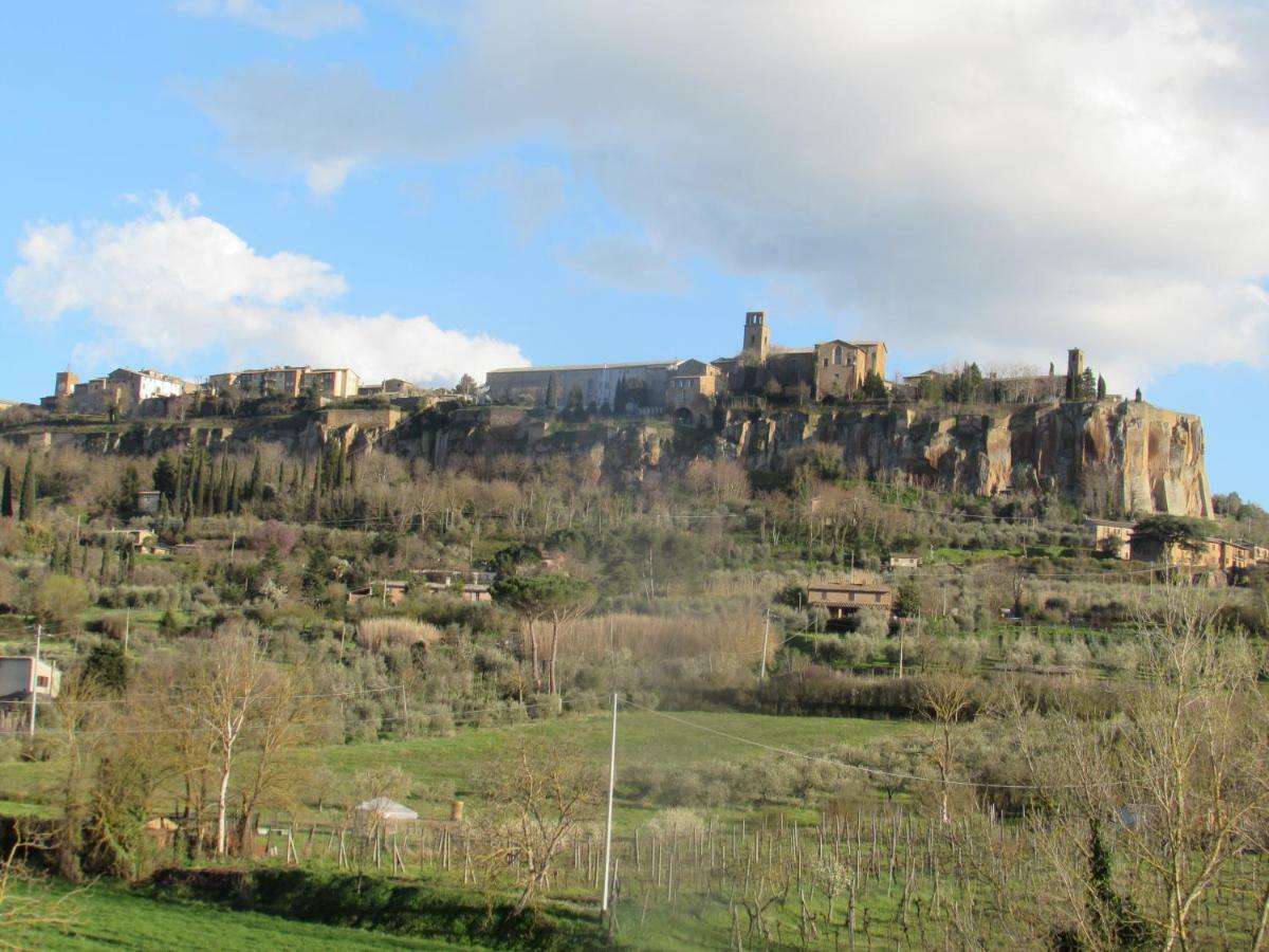 Casa Angolo Delle Rose ออร์เวียโต ภายนอก รูปภาพ
