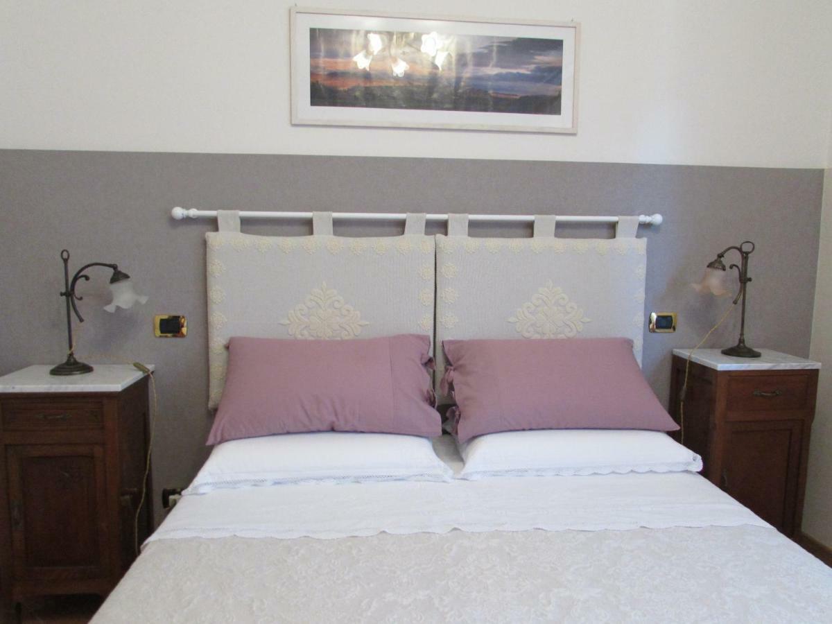 Casa Angolo Delle Rose ออร์เวียโต ภายนอก รูปภาพ